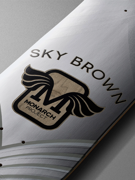 モナーク プロジェクト 8.25 RESIN-7 スカイ•ブラウン プロ モデル Monarch Project Sky Brown Horus Metallic Deck – 418 SKATE SHOP